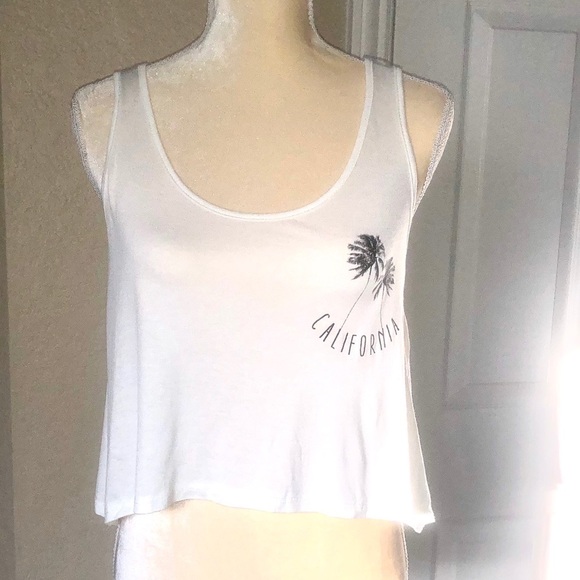 ELLA FANTASIA CALIFORNIA CROP TOP NWT PALM TREES SIZE S - Picture 3 of 13